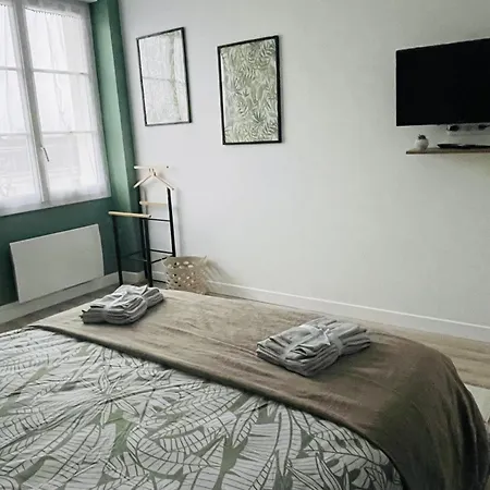 Au Logis Briand - 3 - Batiment Historique Apartment *